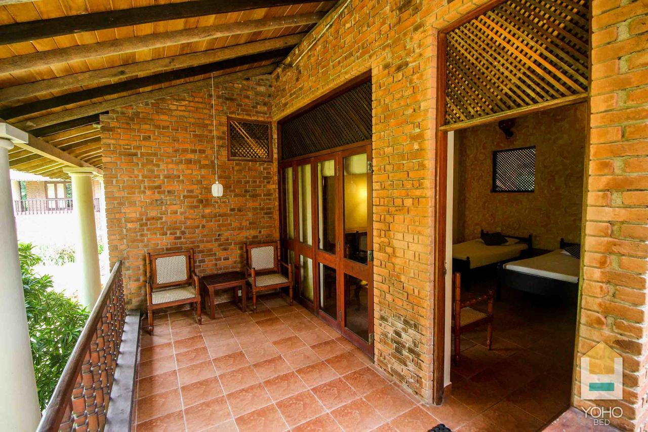 Yoho Rivi Ras Hotel Дехивала-Маунт-Лавиния Экстерьер фото