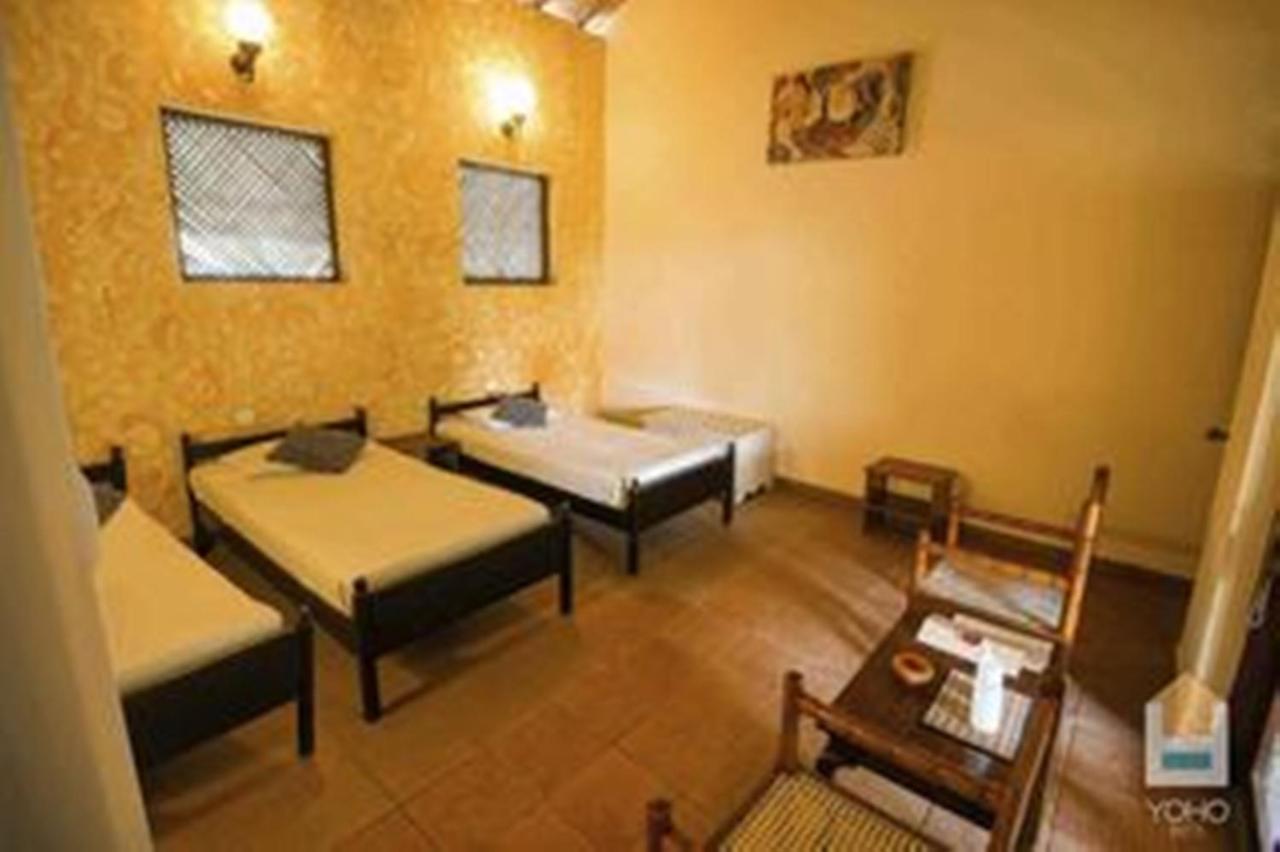 Yoho Rivi Ras Hotel Дехивала-Маунт-Лавиния Экстерьер фото